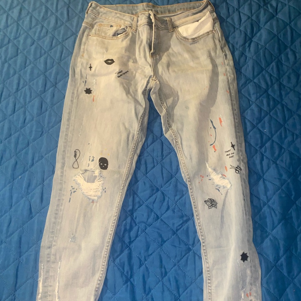 Designed Zara Disstress Jeans